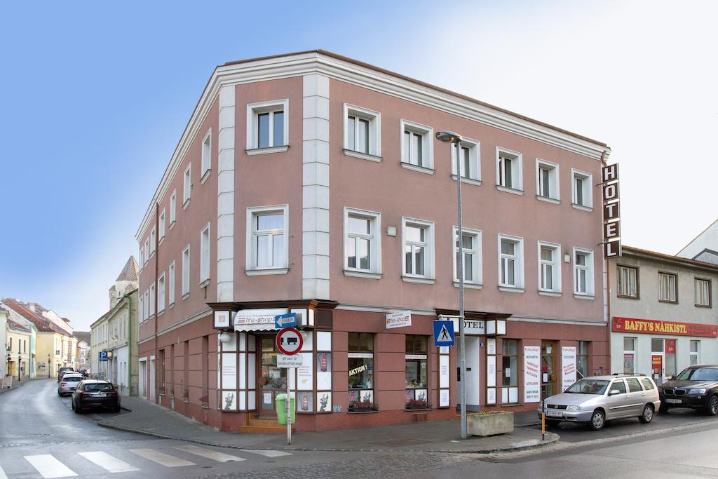 Hotel Zur Sonne Korneuburg Exterior foto